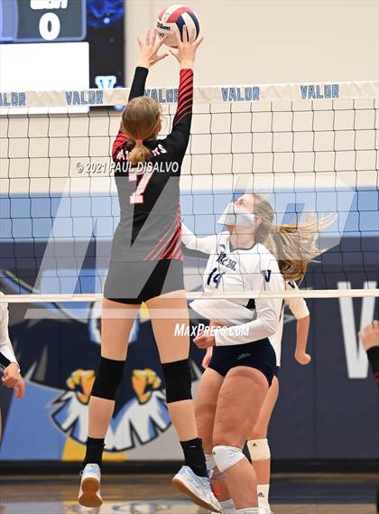 Thumbnail 2 in Pomona @ Valor Christian photogallery.