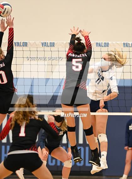 Thumbnail 1 in Pomona @ Valor Christian photogallery.