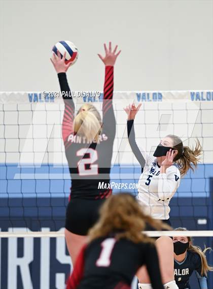 Thumbnail 3 in Pomona @ Valor Christian photogallery.