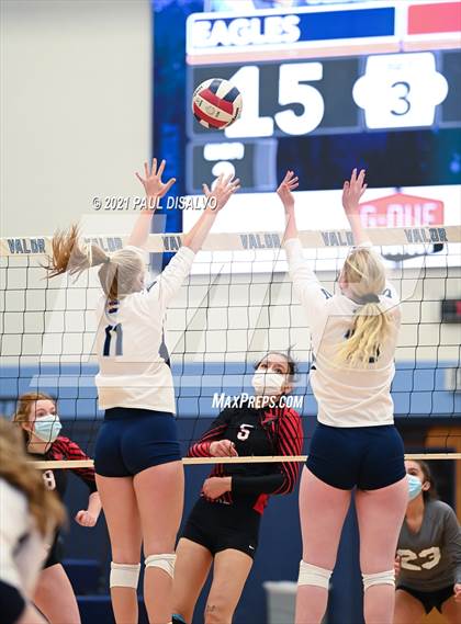 Thumbnail 2 in Pomona @ Valor Christian photogallery.