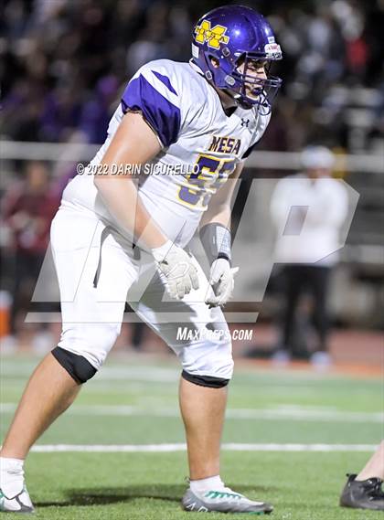 Thumbnail 2 in  Corona del Sol vs Mesa (AIA 6A Round 1 Playoff) photogallery.