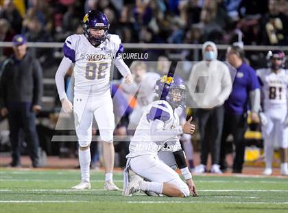 Thumbnail 3 in  Corona del Sol vs Mesa (AIA 6A Round 1 Playoff) photogallery.