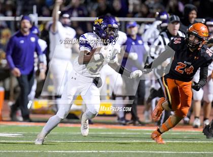 Thumbnail 3 in  Corona del Sol vs Mesa (AIA 6A Round 1 Playoff) photogallery.