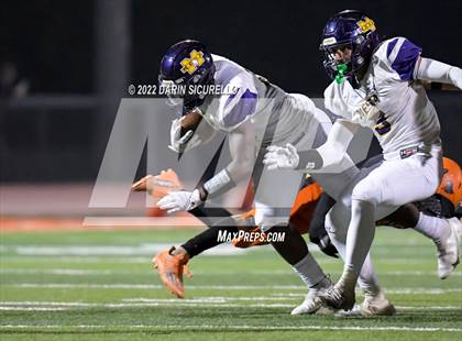 Thumbnail 3 in  Corona del Sol vs Mesa (AIA 6A Round 1 Playoff) photogallery.