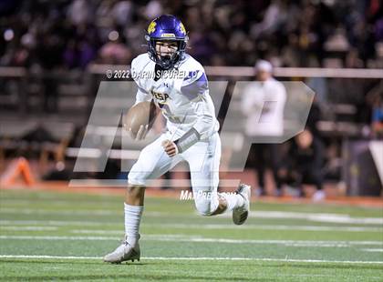 Thumbnail 3 in  Corona del Sol vs Mesa (AIA 6A Round 1 Playoff) photogallery.