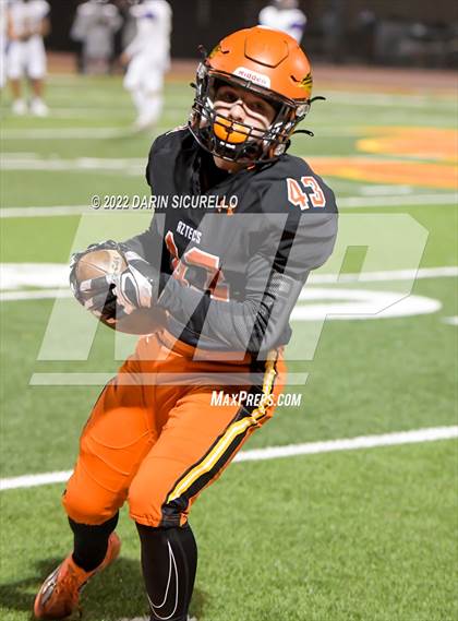 Thumbnail 2 in  Corona del Sol vs Mesa (AIA 6A Round 1 Playoff) photogallery.