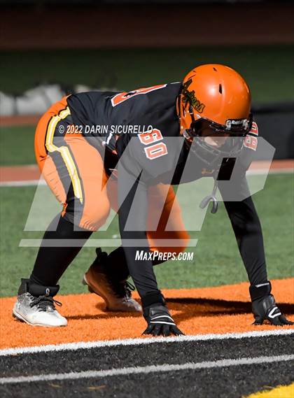 Thumbnail 3 in  Corona del Sol vs Mesa (AIA 6A Round 1 Playoff) photogallery.
