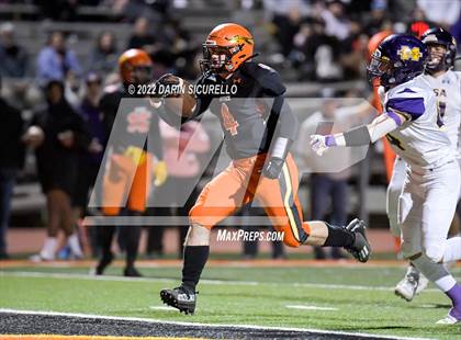 Thumbnail 3 in  Corona del Sol vs Mesa (AIA 6A Round 1 Playoff) photogallery.