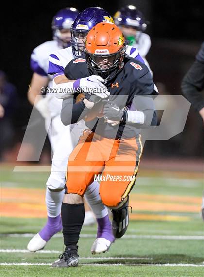 Thumbnail 3 in  Corona del Sol vs Mesa (AIA 6A Round 1 Playoff) photogallery.