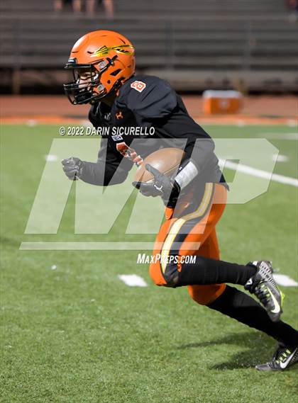 Thumbnail 3 in  Corona del Sol vs Mesa (AIA 6A Round 1 Playoff) photogallery.