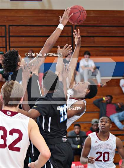 Thumbnail 1 in Westlake vs. Porter-Gaud (Chick-Fil-A Classic) photogallery.