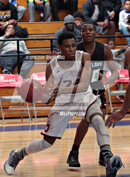 Thumbnail 1 in Westlake vs. Porter-Gaud (Chick-Fil-A Classic) photogallery.