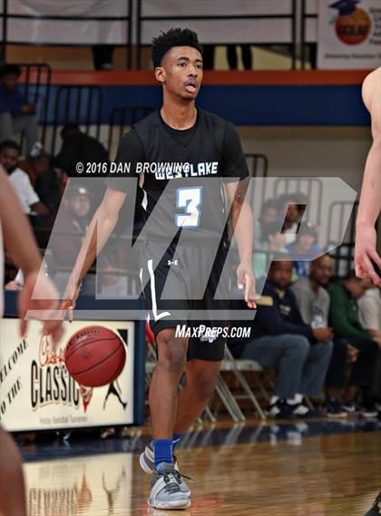 Thumbnail 1 in Westlake vs. Porter-Gaud (Chick-Fil-A Classic) photogallery.