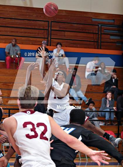 Thumbnail 1 in Westlake vs. Porter-Gaud (Chick-Fil-A Classic) photogallery.