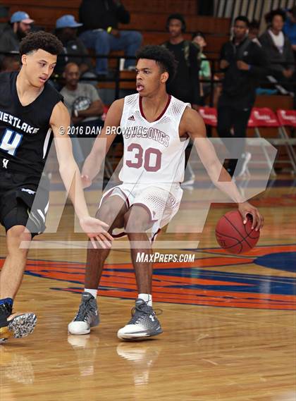 Thumbnail 2 in Westlake vs. Porter-Gaud (Chick-Fil-A Classic) photogallery.