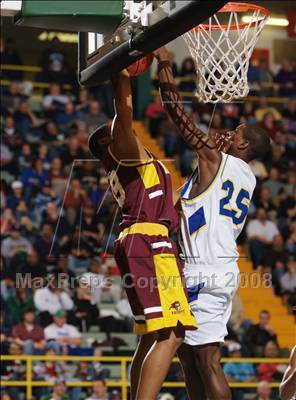 Thumbnail 1 in Bishop Maginn vs Mt. Vernon (NYSPHSAA Class AA Semifinals) photogallery.