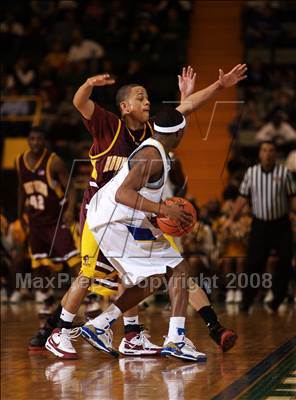 Thumbnail 1 in Bishop Maginn vs Mt. Vernon (NYSPHSAA Class AA Semifinals) photogallery.