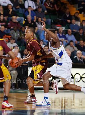 Thumbnail 2 in Bishop Maginn vs Mt. Vernon (NYSPHSAA Class AA Semifinals) photogallery.