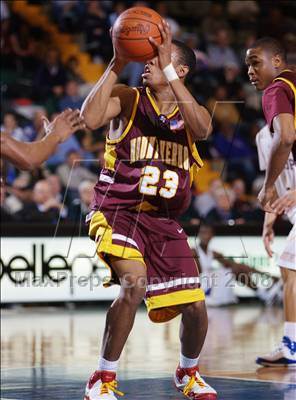 Thumbnail 1 in Bishop Maginn vs Mt. Vernon (NYSPHSAA Class AA Semifinals) photogallery.