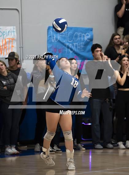 Thumbnail 3 in Gridley @ Orland photogallery.