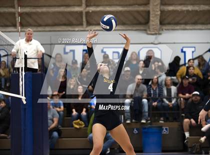 Thumbnail 3 in Gridley @ Orland photogallery.