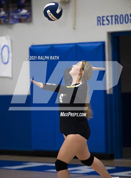 Thumbnail 1 in Gridley @ Orland photogallery.