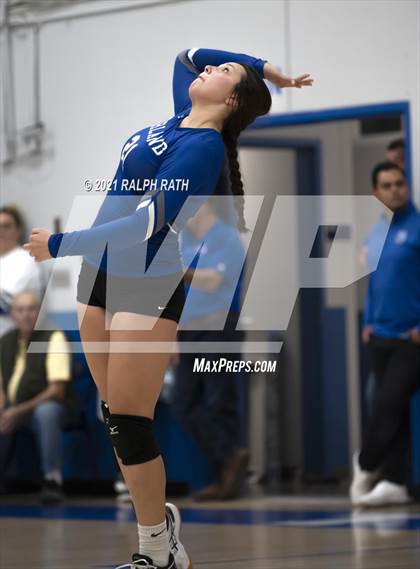Thumbnail 2 in Gridley @ Orland photogallery.
