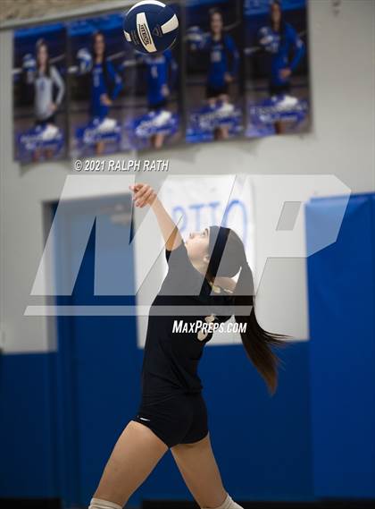 Thumbnail 3 in Gridley @ Orland photogallery.