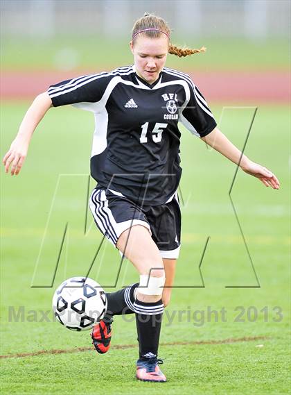 Thumbnail 3 in Honeoye Falls-Lima vs. Garden City (NYSPHSAA Class A Final) photogallery.