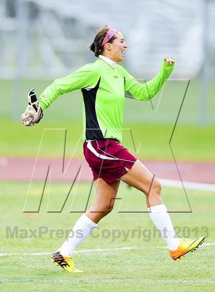 Thumbnail 1 in Honeoye Falls-Lima vs. Garden City (NYSPHSAA Class A Final) photogallery.