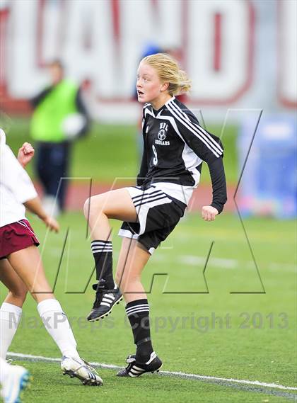 Thumbnail 2 in Honeoye Falls-Lima vs. Garden City (NYSPHSAA Class A Final) photogallery.