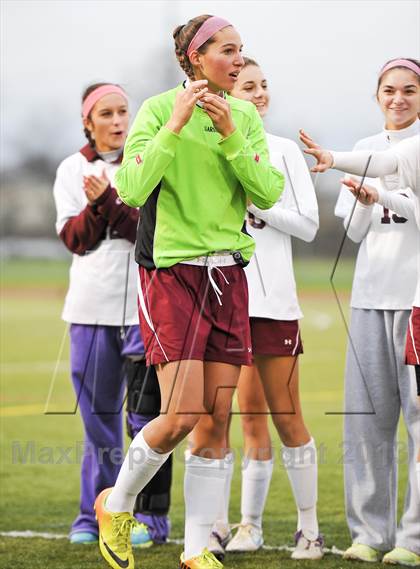 Thumbnail 2 in Honeoye Falls-Lima vs. Garden City (NYSPHSAA Class A Final) photogallery.