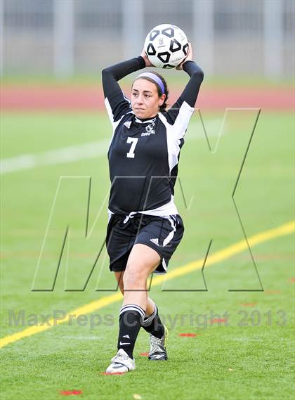 Thumbnail 2 in Honeoye Falls-Lima vs. Garden City (NYSPHSAA Class A Final) photogallery.