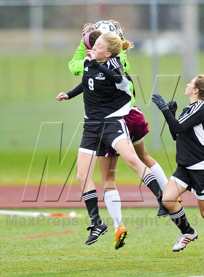Thumbnail 3 in Honeoye Falls-Lima vs. Garden City (NYSPHSAA Class A Final) photogallery.