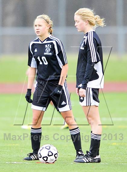 Thumbnail 2 in Honeoye Falls-Lima vs. Garden City (NYSPHSAA Class A Final) photogallery.