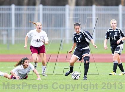 Thumbnail 3 in Honeoye Falls-Lima vs. Garden City (NYSPHSAA Class A Final) photogallery.