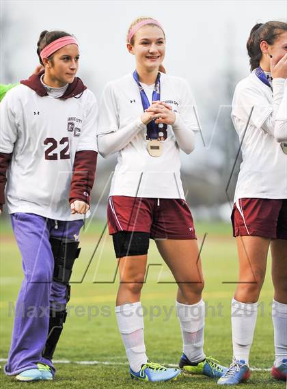 Thumbnail 3 in Honeoye Falls-Lima vs. Garden City (NYSPHSAA Class A Final) photogallery.