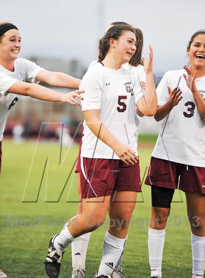 Thumbnail 1 in Honeoye Falls-Lima vs. Garden City (NYSPHSAA Class A Final) photogallery.