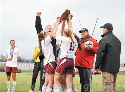 Thumbnail 2 in Honeoye Falls-Lima vs. Garden City (NYSPHSAA Class A Final) photogallery.