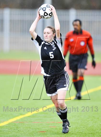 Thumbnail 1 in Honeoye Falls-Lima vs. Garden City (NYSPHSAA Class A Final) photogallery.