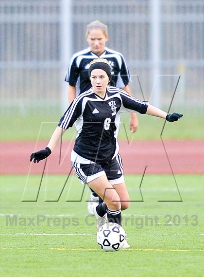 Thumbnail 2 in Honeoye Falls-Lima vs. Garden City (NYSPHSAA Class A Final) photogallery.