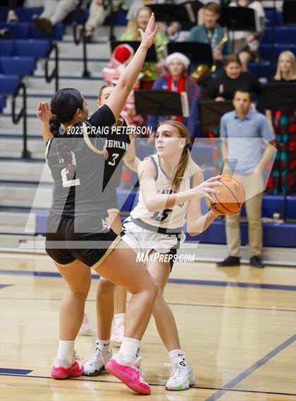 Thumbnail 1 in Highland @ Ridgeline photogallery.