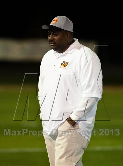 Thumbnail 1 in McClymonds vs. Central Catholic (CIF NorCal Regional D4 Final) photogallery.