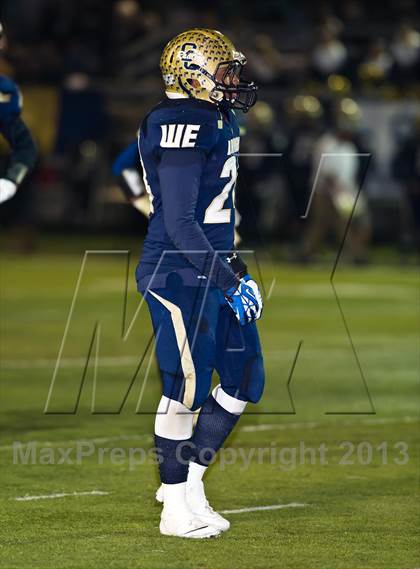Thumbnail 3 in McClymonds vs. Central Catholic (CIF NorCal Regional D4 Final) photogallery.
