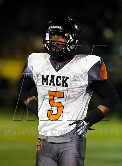 Thumbnail 2 in McClymonds vs. Central Catholic (CIF NorCal Regional D4 Final) photogallery.