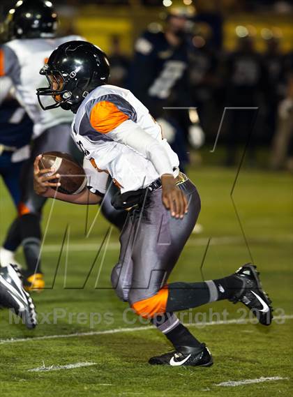 Thumbnail 3 in McClymonds vs. Central Catholic (CIF NorCal Regional D4 Final) photogallery.