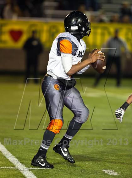 Thumbnail 1 in McClymonds vs. Central Catholic (CIF NorCal Regional D4 Final) photogallery.