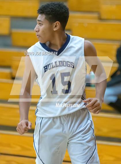 Thumbnail 2 in Shafter vs. Golden Valley (Ralph Krave Memorial Tournament) photogallery.