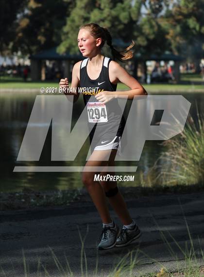 Thumbnail 2 in CIF Cross Country League Finals photogallery.