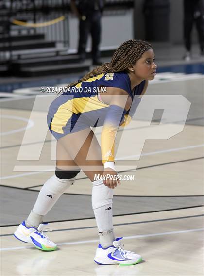 Thumbnail 3 in Cypress Ranch vs The Woodlands (UIL Volleyball 6A D1 Area) photogallery.